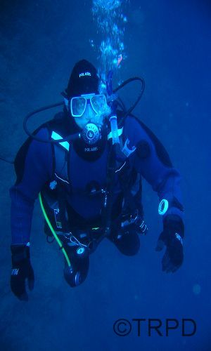 dry suit diver